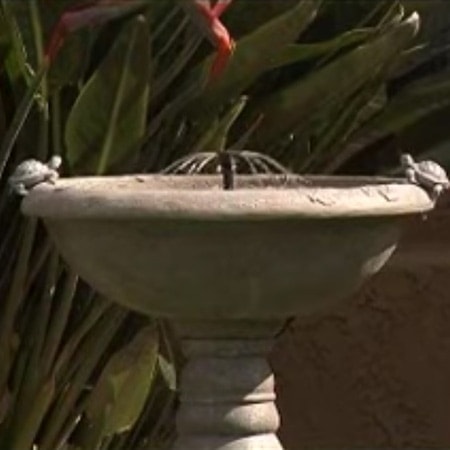 Country Gardens Solar Birdbath Fountain Details